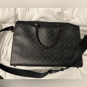 Coach Beckett Slim Brief In Signature Canvas